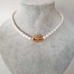 Bridal Baroque Pearls Choker Necklace, Dainty Elegant Irregular White Pearl Jewellery for Weddings & Bridesmaids, Dainty Bridal Gift