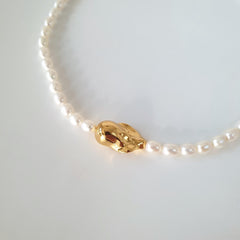 Bridal Baroque Pearls Choker Necklace, Dainty Elegant Irregular White Pearl Jewellery for Weddings & Bridesmaids, Dainty Bridal Gift