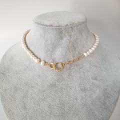 Bridal Baroque Pearls Choker Necklace, Dainty Elegant Irregular White Pearl Jewellery for Weddings & Bridesmaids, Dainty Bridal Gift