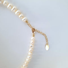 Bridal Baroque Pearls Choker Necklace, Dainty Elegant Irregular White Pearl Jewellery for Weddings & Bridesmaids, Dainty Bridal Gift