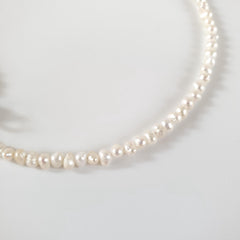 Dainty Baroque Rice Pearls Choker Necklace, Bridal Elegant Irregular White Pearl Jewellery for Weddings Bridesmaids Gift, Minimalist Wedding