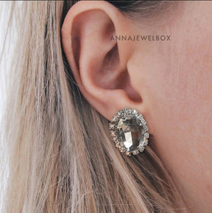 Crystal Statement Stud Earrings - AnnaJewelBox