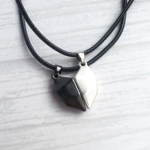 Image of Couple Magnetic Heart Necklace