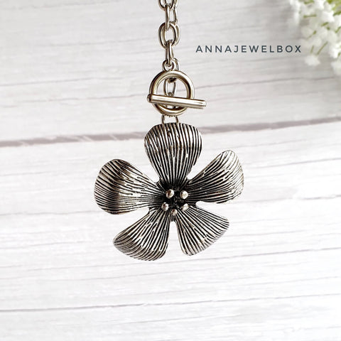 Forget-Me-Not Flower Silver Necklace